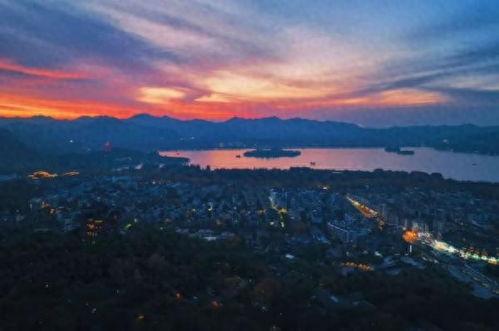 杭州晚霞今日头条,今日头条聚焦城市黄昏美景