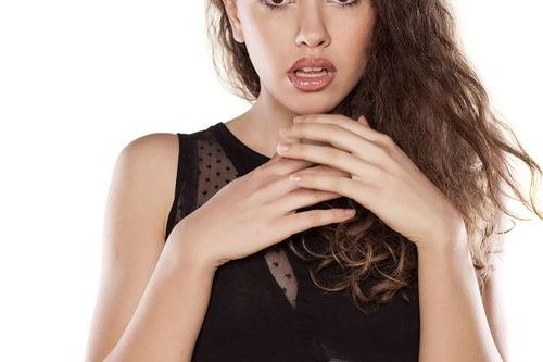 哪位明星出生杭州,揭秘出生于这座城市的璀璨之星