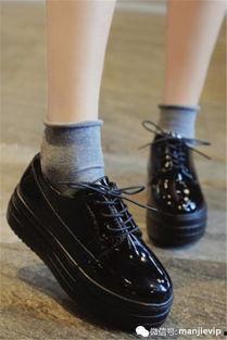 黑色皮鞋明星