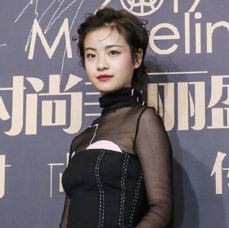 明星造型师群,揭秘时尚界的幕后魔法师