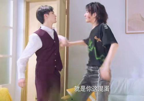 明星爱上助理,一段明星与助理的甜蜜爱情故事