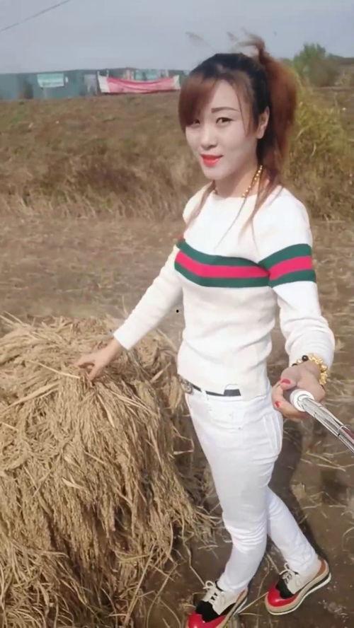 今日头条美女干农活,干农活中的独特魅力